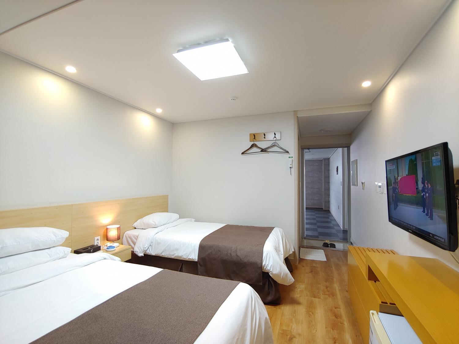 Jeju Lavender Hotel Seogwipo Exterior foto