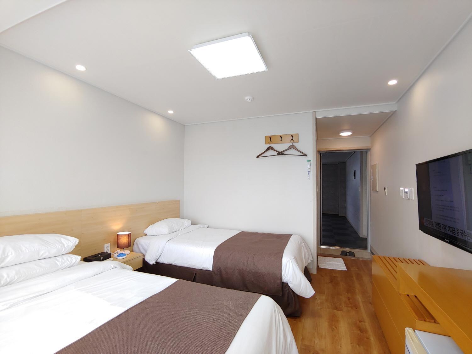 Jeju Lavender Hotel Seogwipo Exterior foto