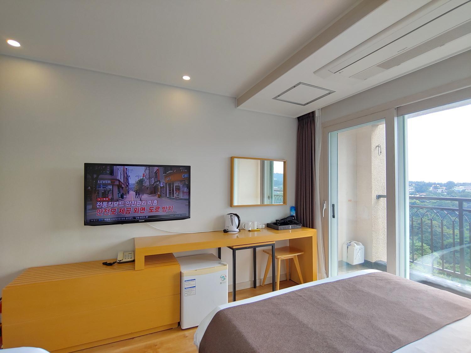 Jeju Lavender Hotel Seogwipo Exterior foto