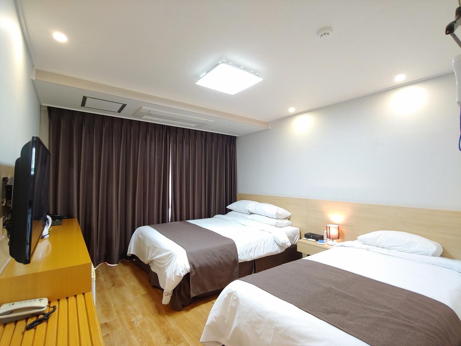 Jeju Lavender Hotel Seogwipo Exterior foto