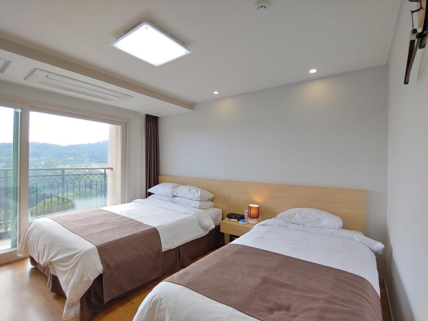 Jeju Lavender Hotel Seogwipo Exterior foto