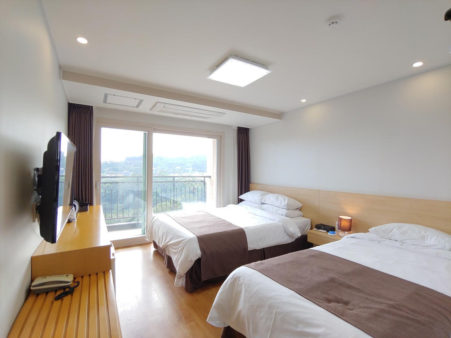 Jeju Lavender Hotel Seogwipo Exterior foto