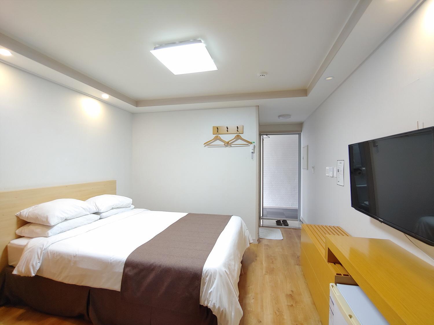 Jeju Lavender Hotel Seogwipo Exterior foto