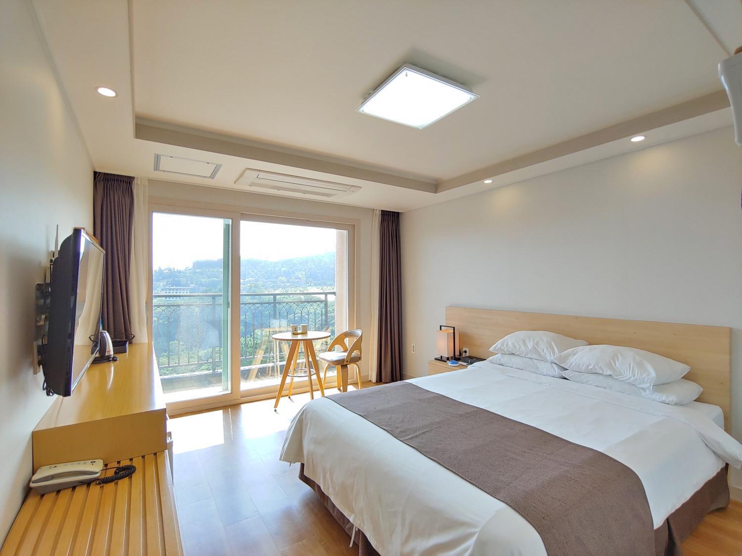 Jeju Lavender Hotel Seogwipo Exterior foto